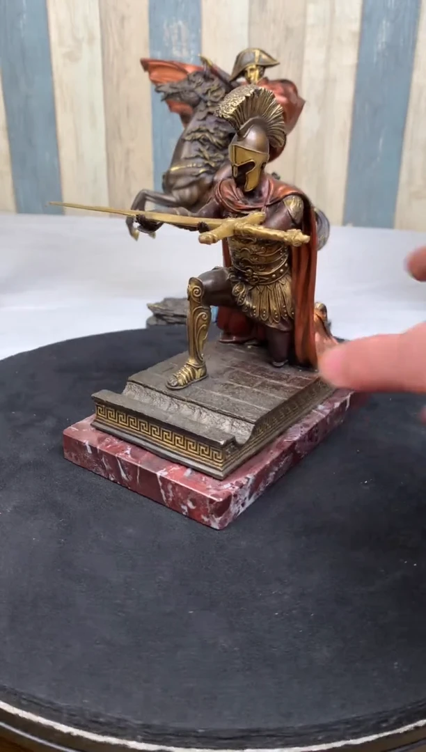 精美雕塑装饰摆件