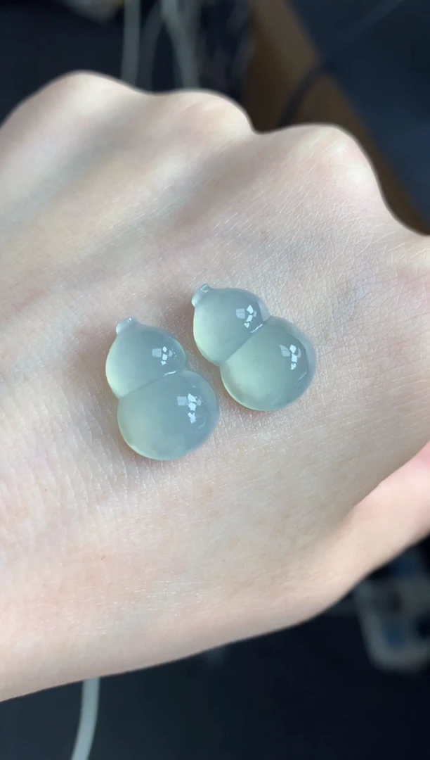定制翡翠未镶嵌佛公