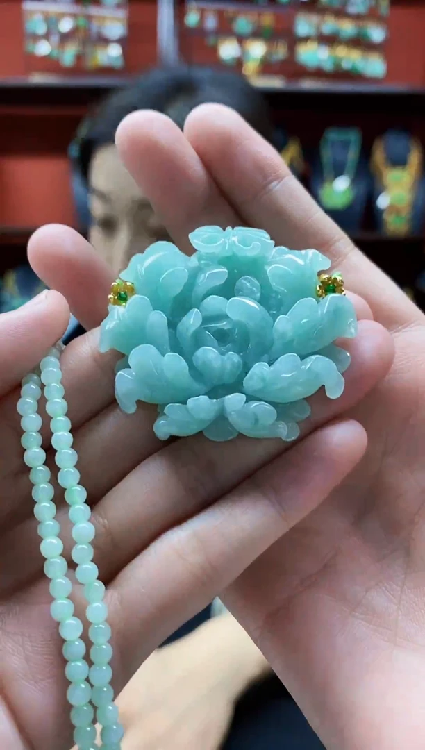 颈饰未镶嵌翡翠吊坠