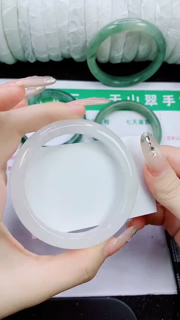 未镶嵌手镯石英质玉32-60/61