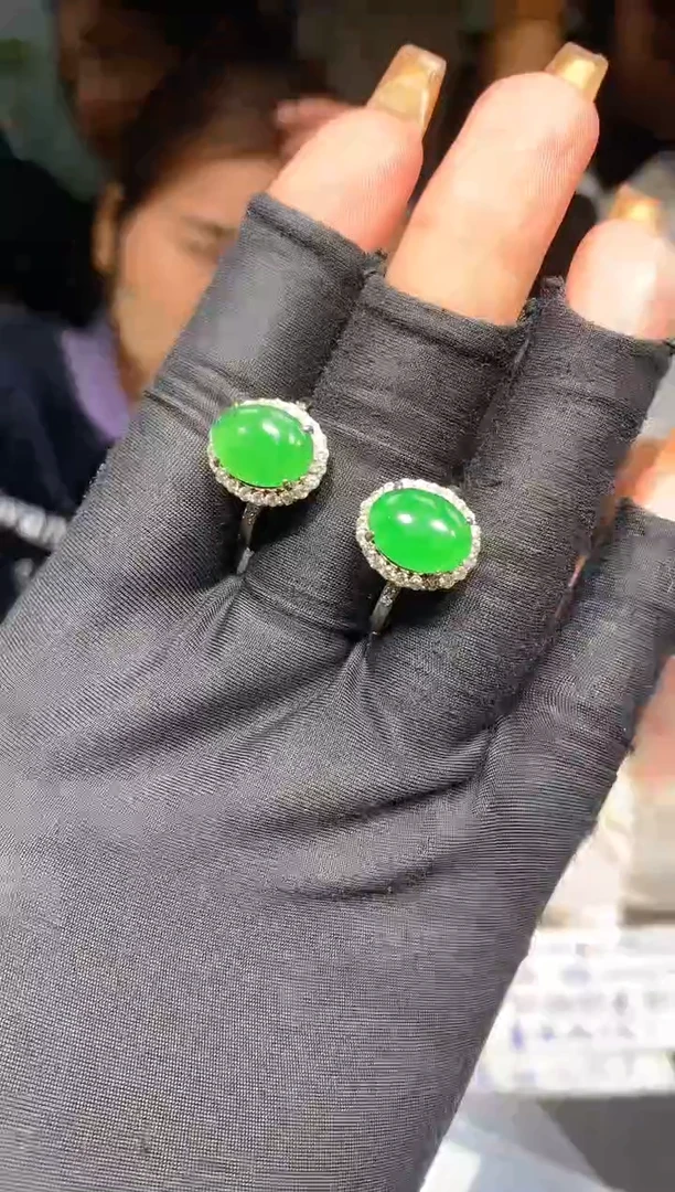 【闪购商品】定制翡翠未镶嵌26定制翡翠-多样性发货（发其一）