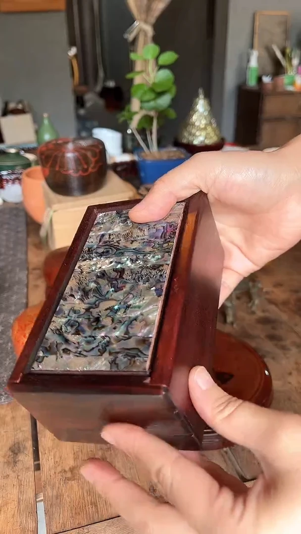 嘉**行13.5*8*6公分