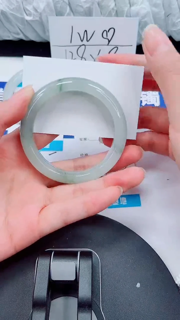 未镶嵌手镯石英质玉157-53/54