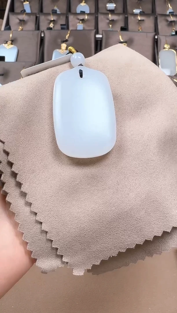 和田玉未镶嵌吊坠(赠链)11-34白玉平安牌