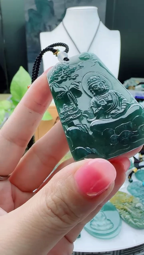【闪购商品】翡翠颈饰未镶嵌多样性随机一件发货