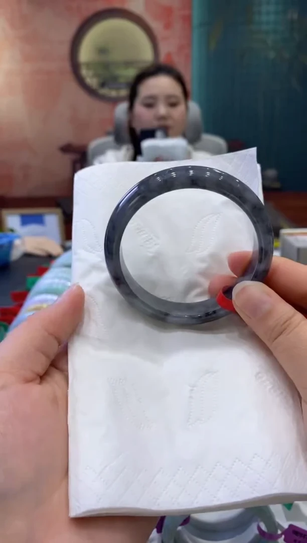 【闪购商品】翡翠手镯未镶嵌多人0008083