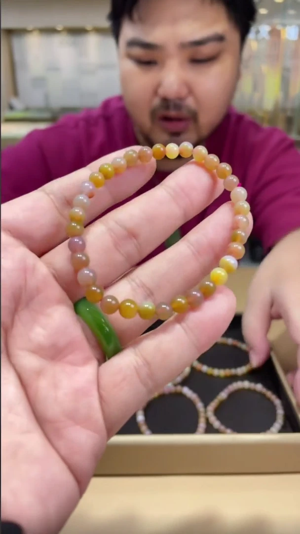 玛瑙/玉髓手串未镶嵌盐源100246-F77-多样性发其—