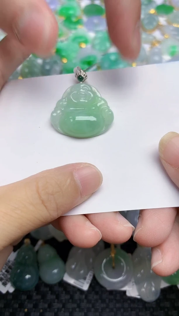 翡翠未镶嵌颈饰天然翡翠A货