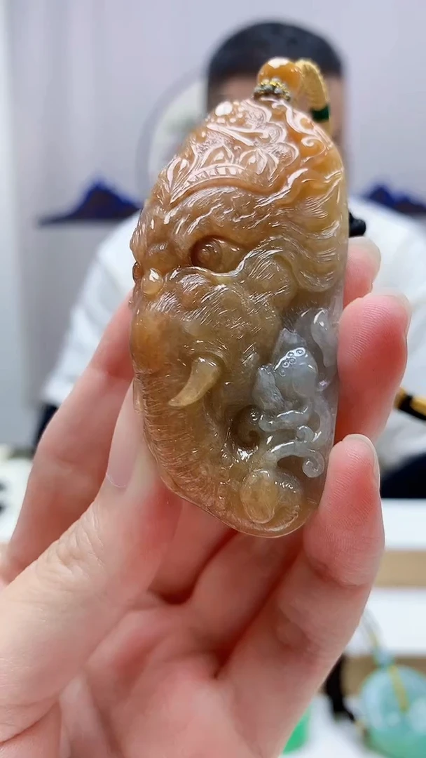 未镶嵌定制翡翠4898zm-毛货挂件219