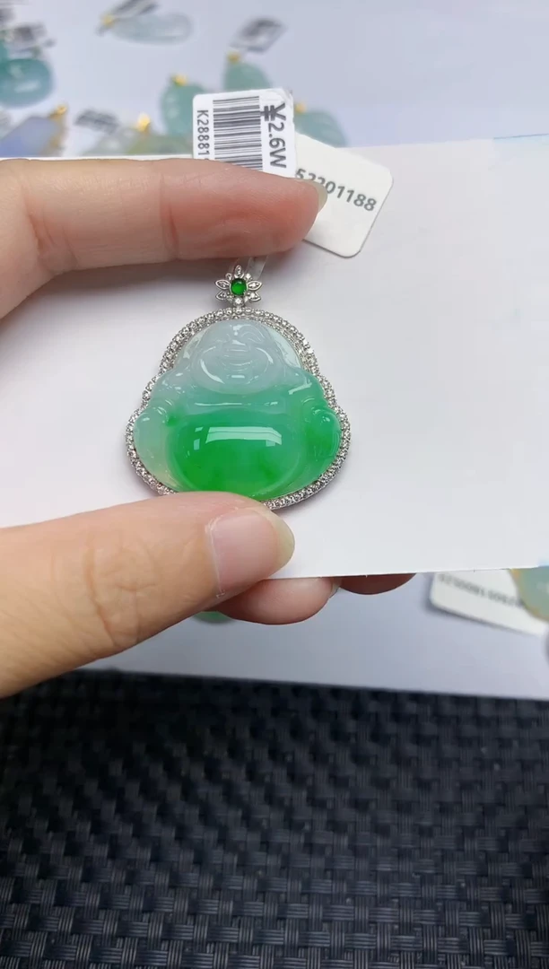 翡翠18K金镶嵌颈饰天然翡翠A货