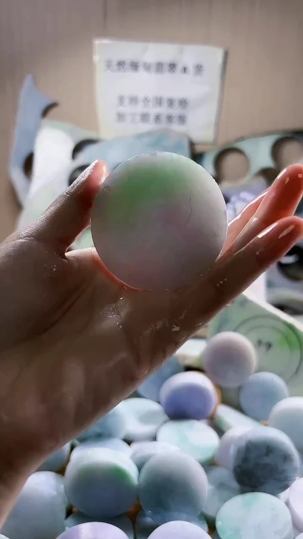 翡翠未镶嵌颈饰翡翠A货 温谭607