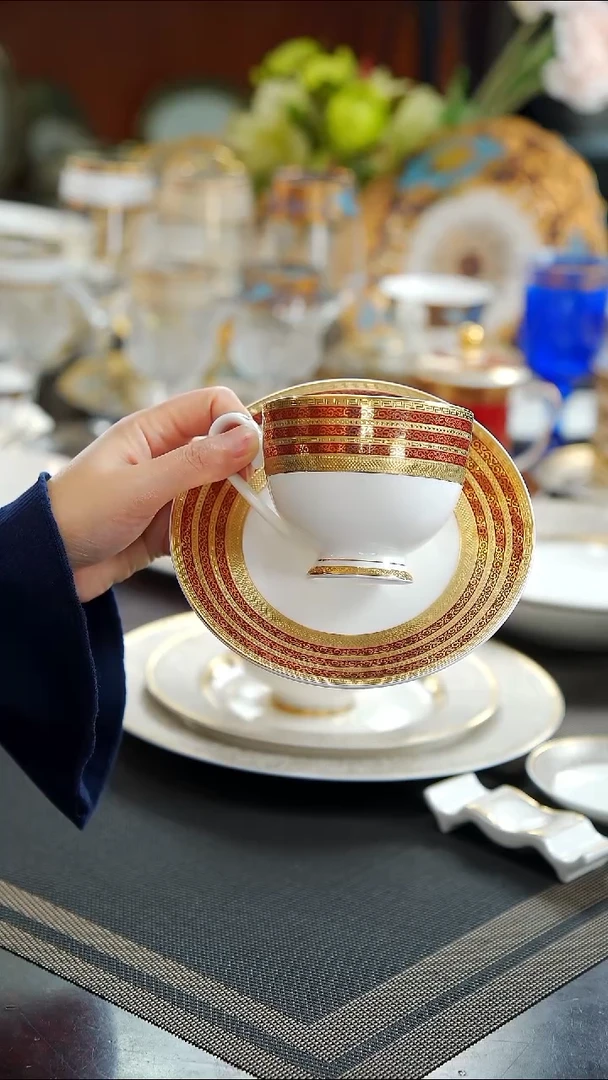 瓷片咖啡杯碟  1套