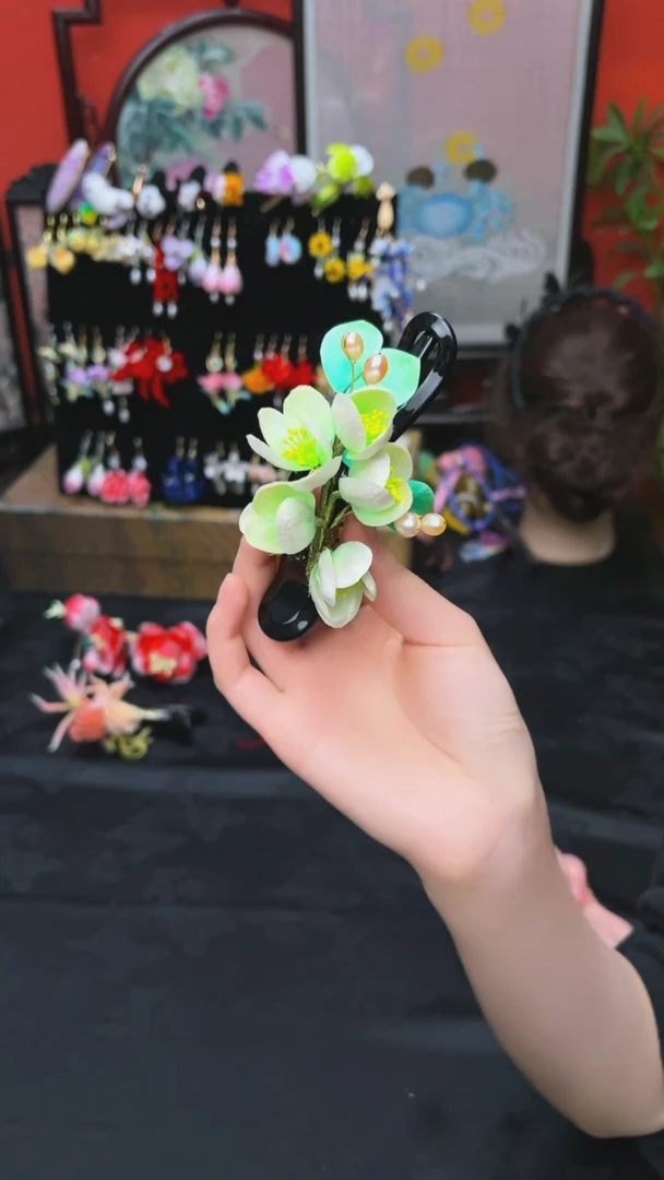 刺绣酒***烧非遗手工绒花饰品