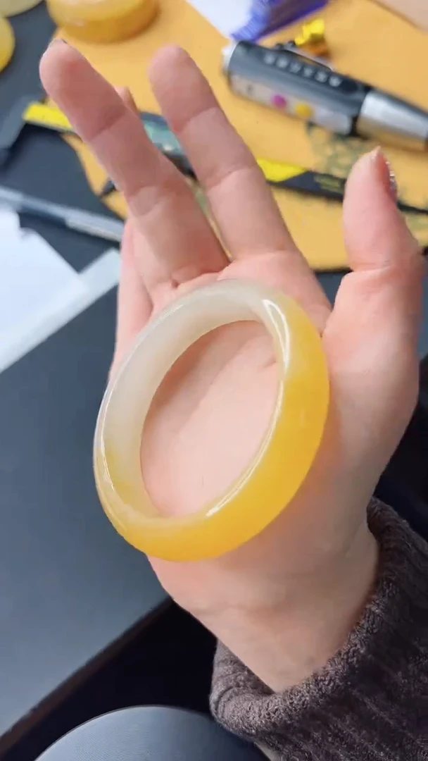 【闪购商品】石英质玉手镯未镶嵌481-58