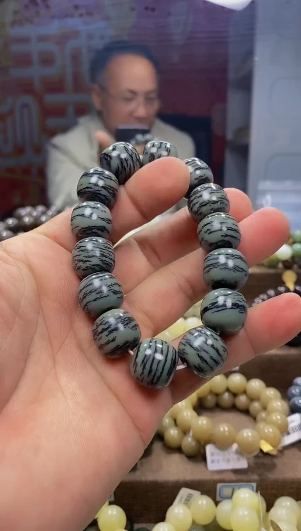 【闪购商品】和田玉手链未镶嵌，