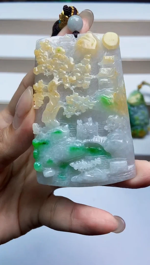 颈饰未镶嵌翡翠翡翠A货