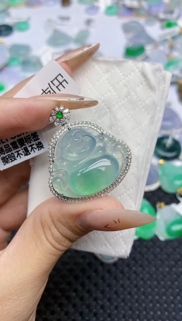 翡翠18K金镶嵌颈饰636   天然翡翠A货