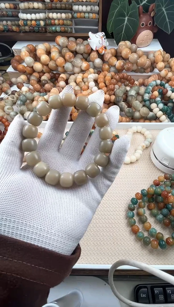 【闪购商品】菩提根/象牙果吊坠w746卡13