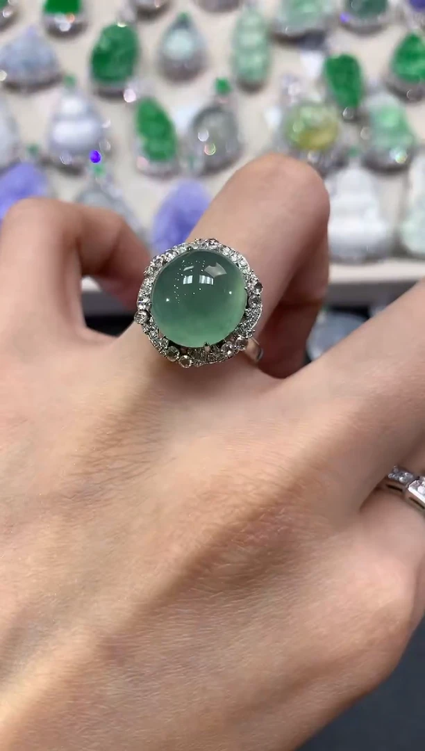 【闪购商品】翡翠戒指18K金镶嵌q97