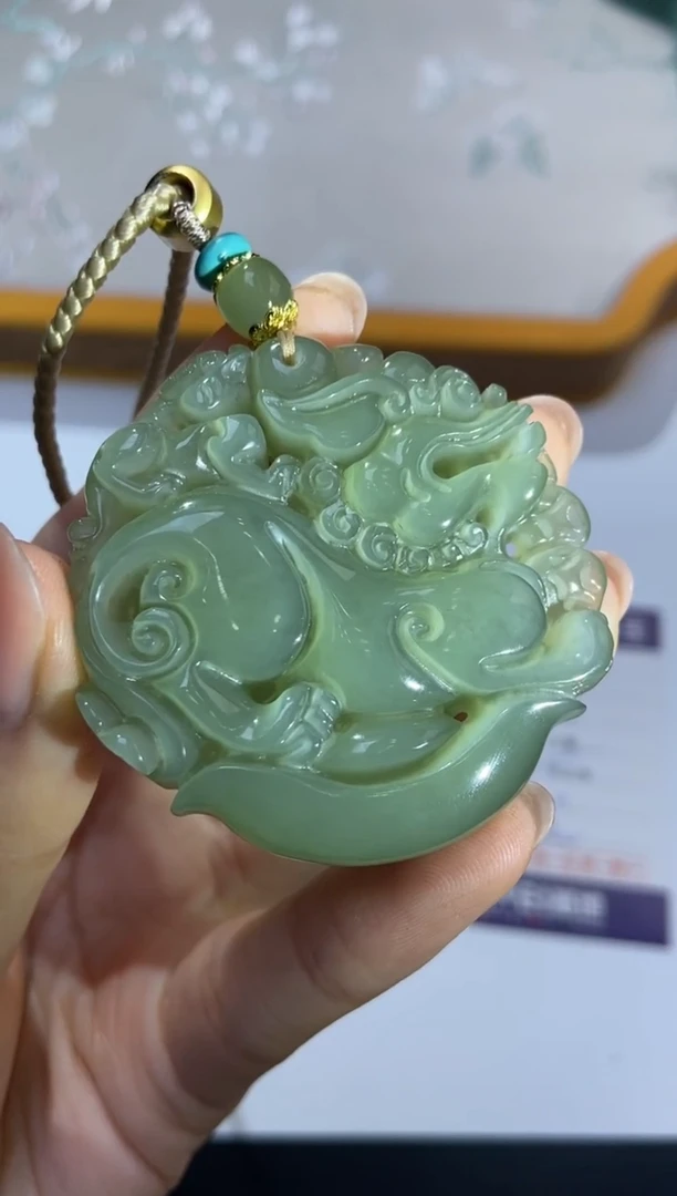 颈饰未镶嵌和田玉374026/和田玉貔貅   多样性一件发