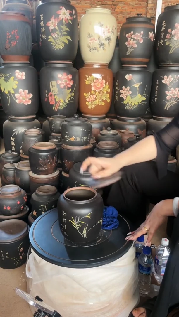 【闪购商品】壶瑕疵茶叶罐 冬瓜彩填 256