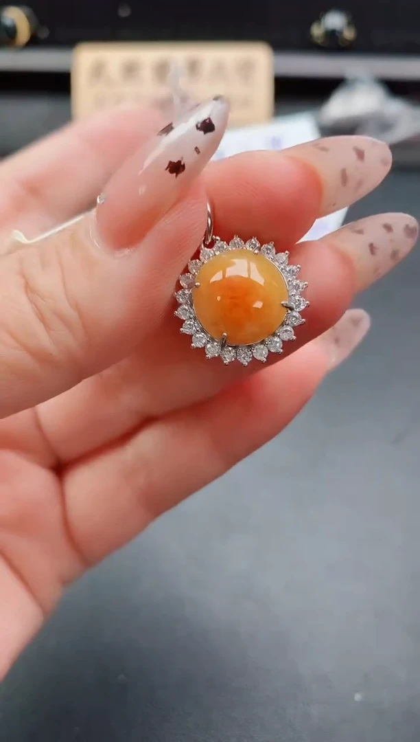 吊坠(赠链)银S925镶嵌翡翠1