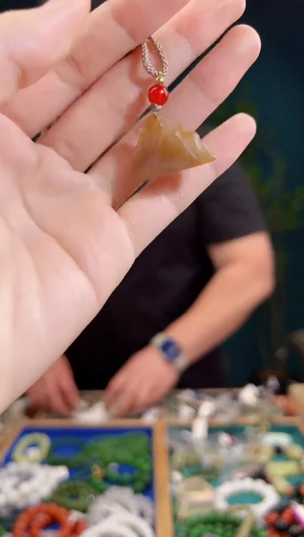 颈饰未镶嵌和田玉多样性发货 拍一单发一个