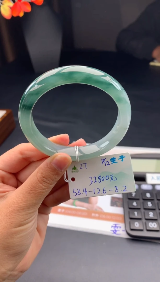 未镶嵌手镯翡翠翡翠自带#送人#，假一赔三