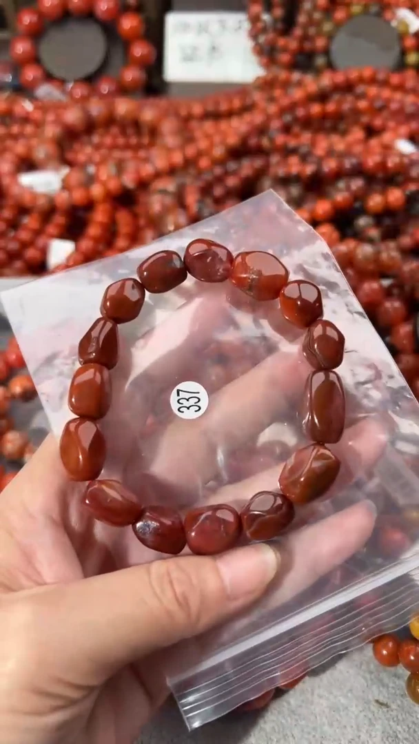 南红玛瑙手串未镶嵌10