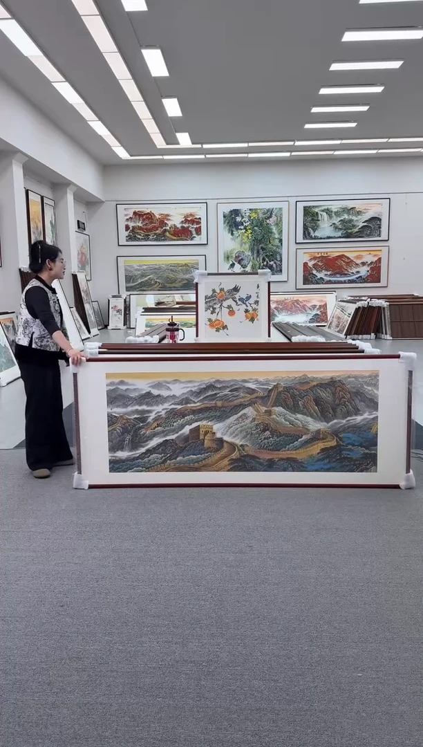 国画李*手绘  205*80  万里长城