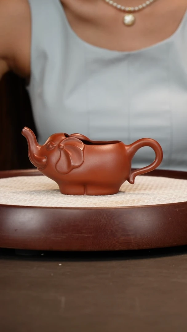 紫砂茶具大红袍大象公道杯