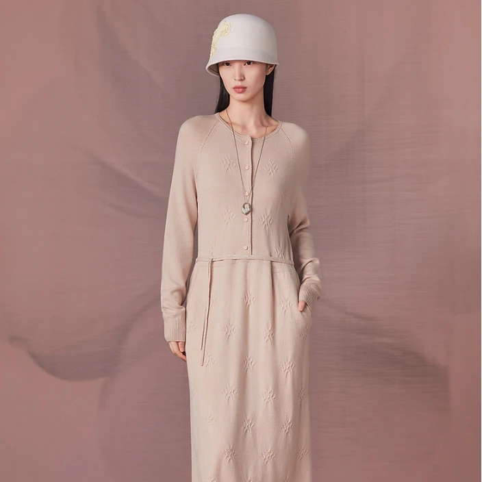 EXCEPTION例外春季绵羊毛保暖微缩提花H型修身连衣裙AA26-A2J03