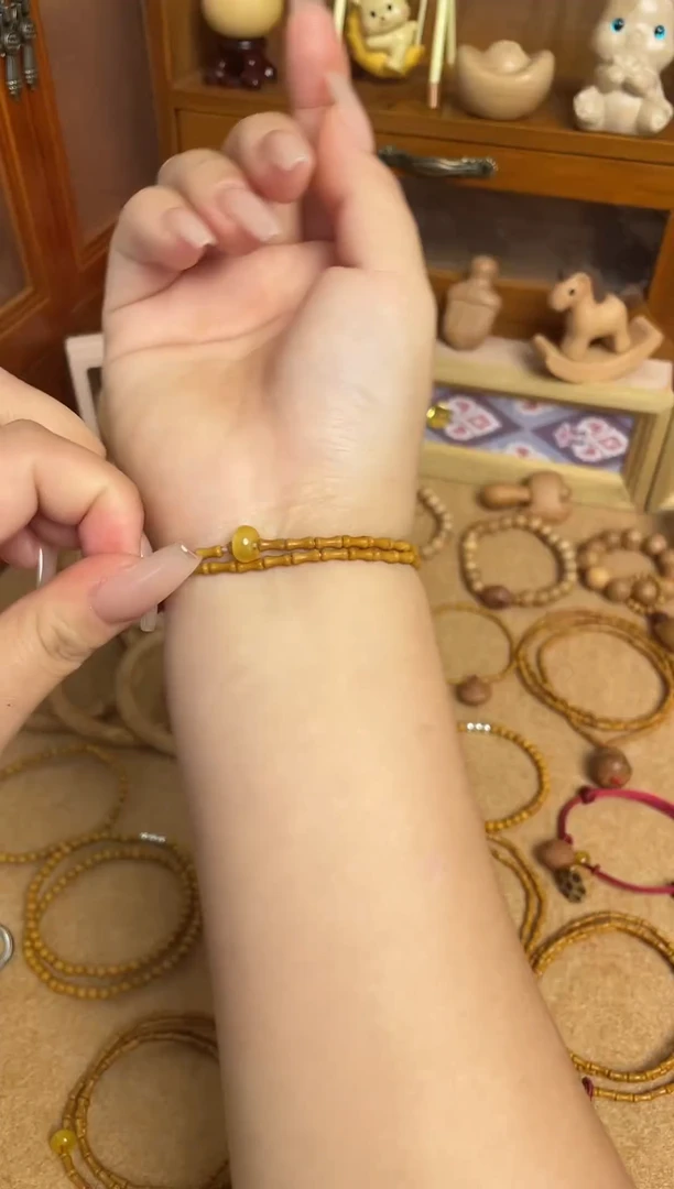 双圈竹节素款加黄跑环一物一拍