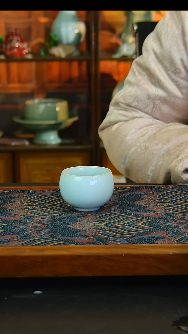 瓷片天青釉杯子天青