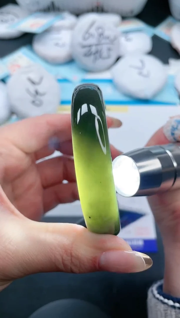 【闪购商品】和田玉手镯未镶嵌18V225-61