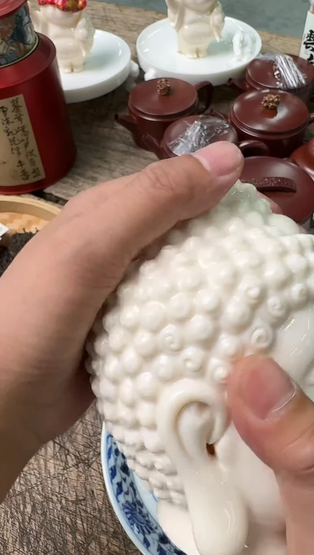 *M****r白瓷佛像（预售）-------------