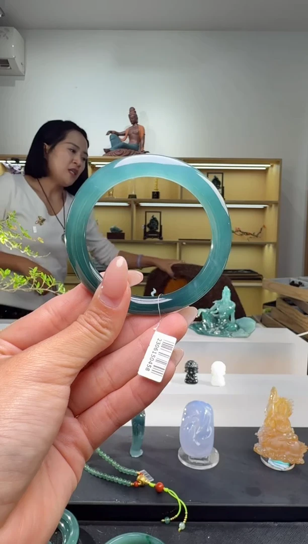 未镶嵌手镯翡翠54圈