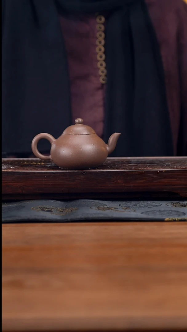 【闪购商品】紫砂茶壶155cc黄龙山原矿紫泥梨形