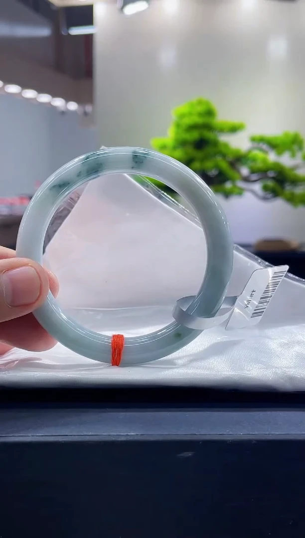 未镶嵌手镯翡翠10