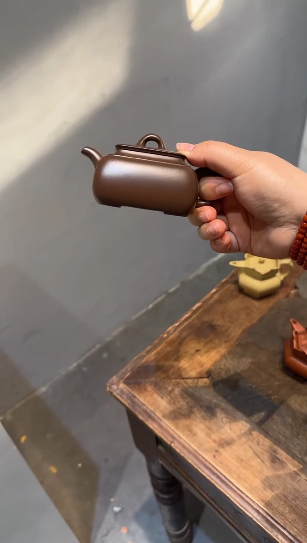 茶壶紫砂独***位长四方 紫砂壶