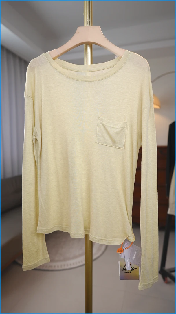 D1-1-3-0650 长袖圆领打底衫-冯丽丽