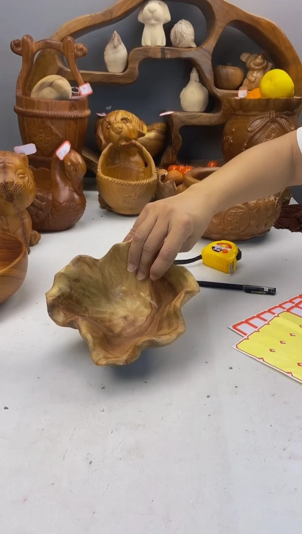 香樟木A8荷叶果盆/尺寸18*18*9