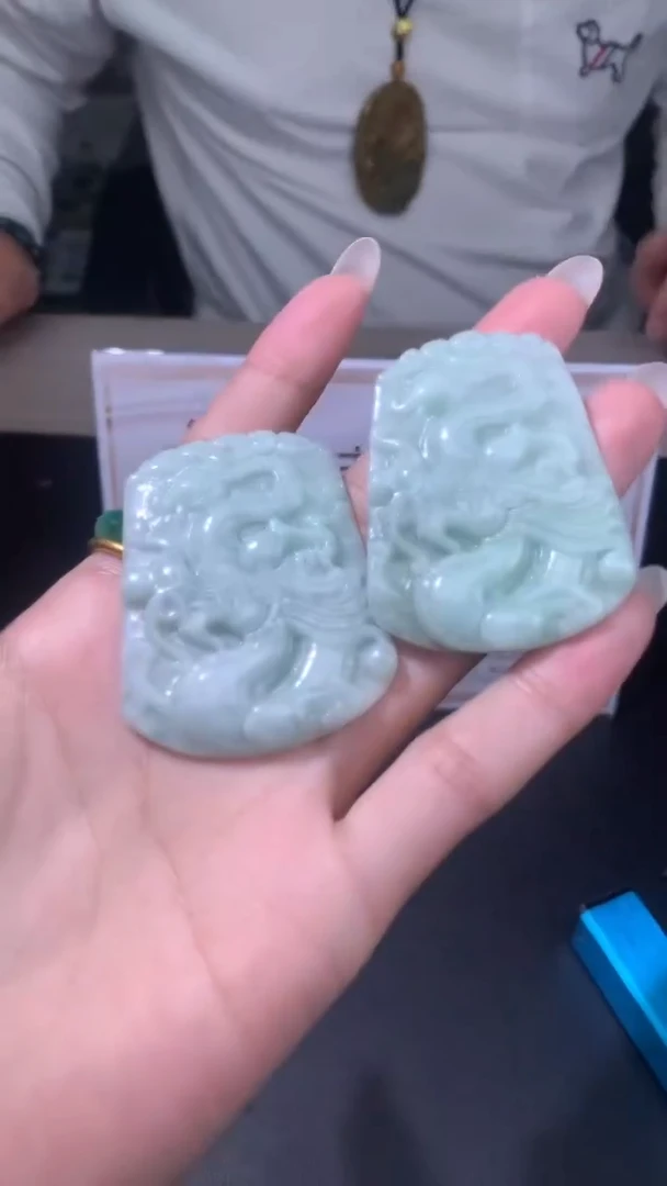 【闪购商品】翡翠吊坠(不含链)未镶嵌挂件其他随机发A1 |+0