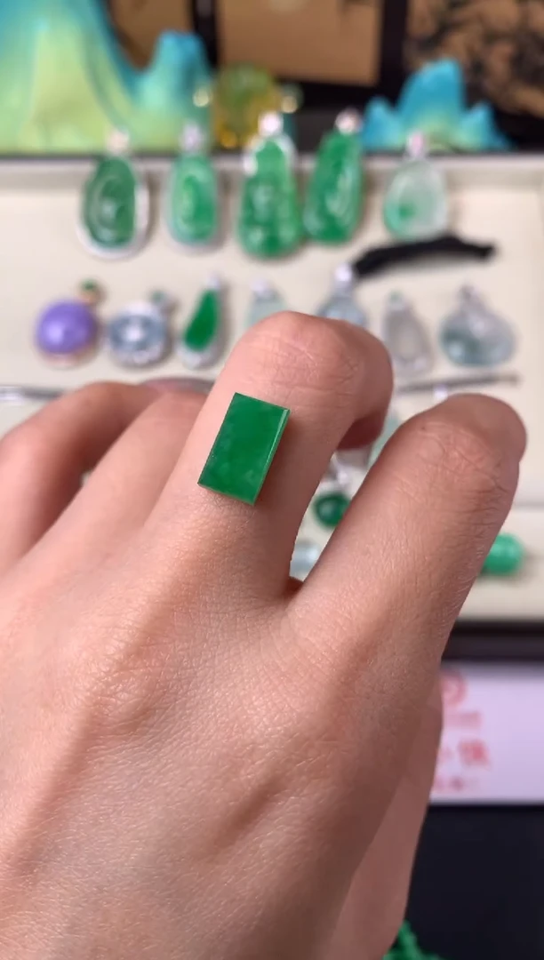 未镶嵌定制翡翠裸石（镶嵌定制）