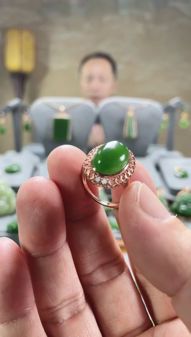 【闪购商品】和田玉戒指银S925镀金镶嵌10x14mm