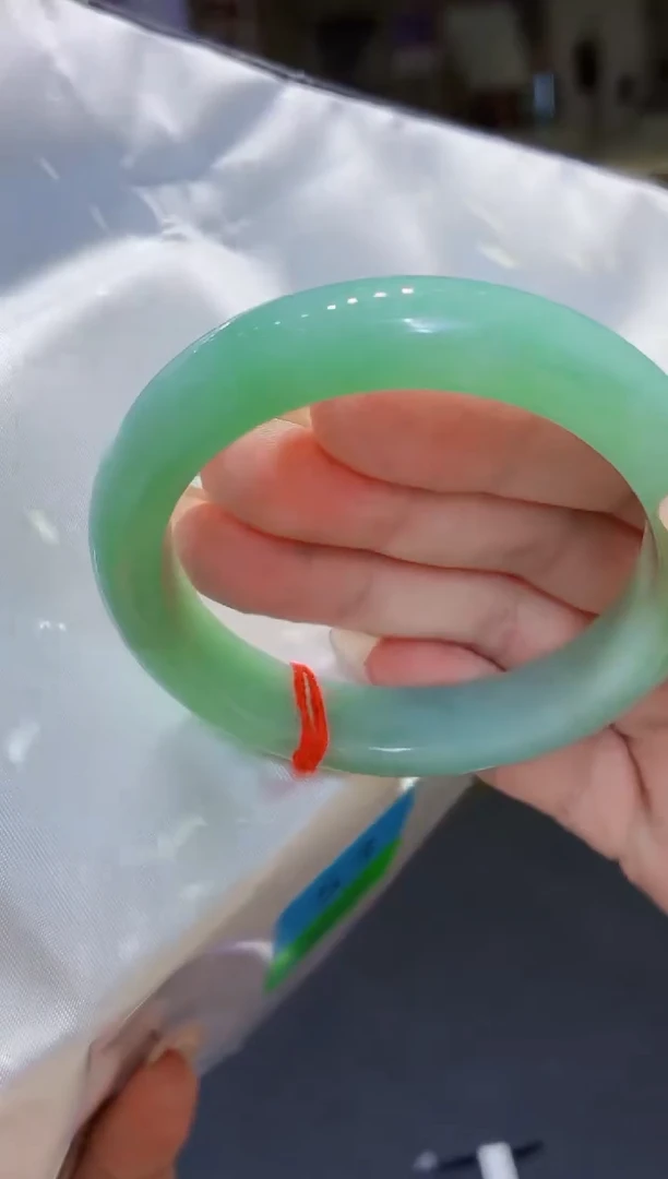 未镶嵌手镯翡翠翡翠手镯53