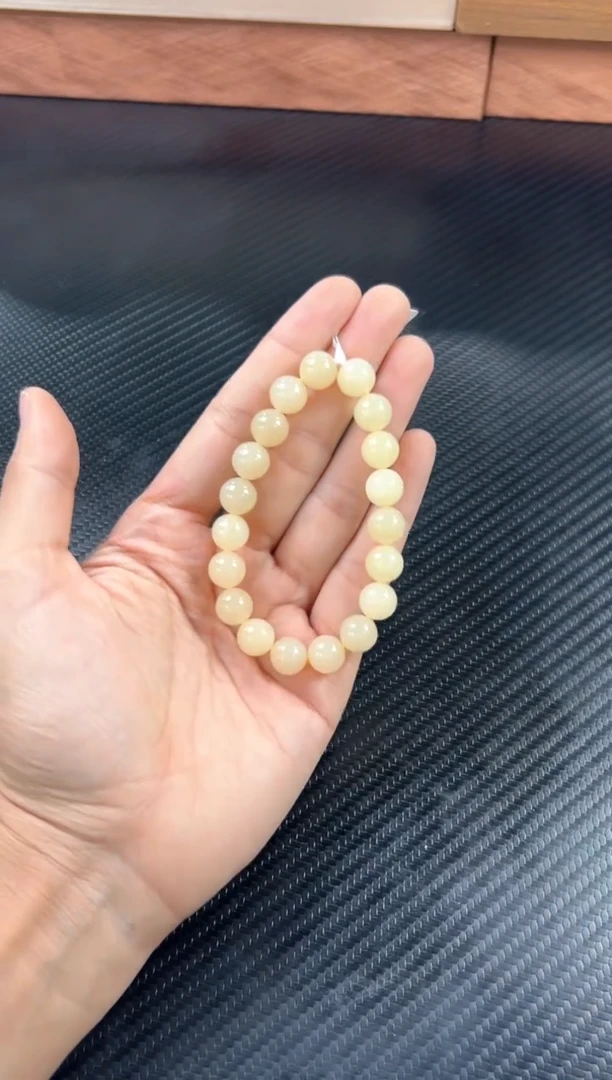 未镶嵌手串和田玉若羌微色差卡10j