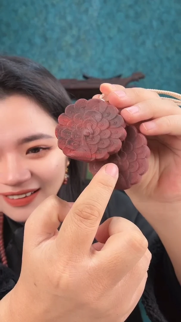 珠串红麝息肌丸香方大孔雀香牌