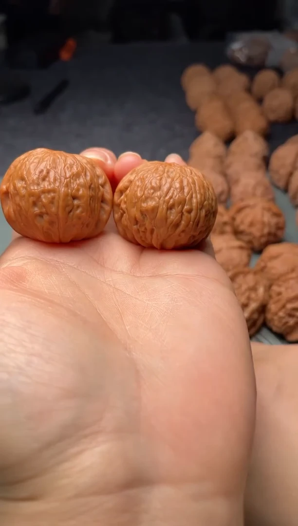 把件文玩核桃w138  铁锤 37尺