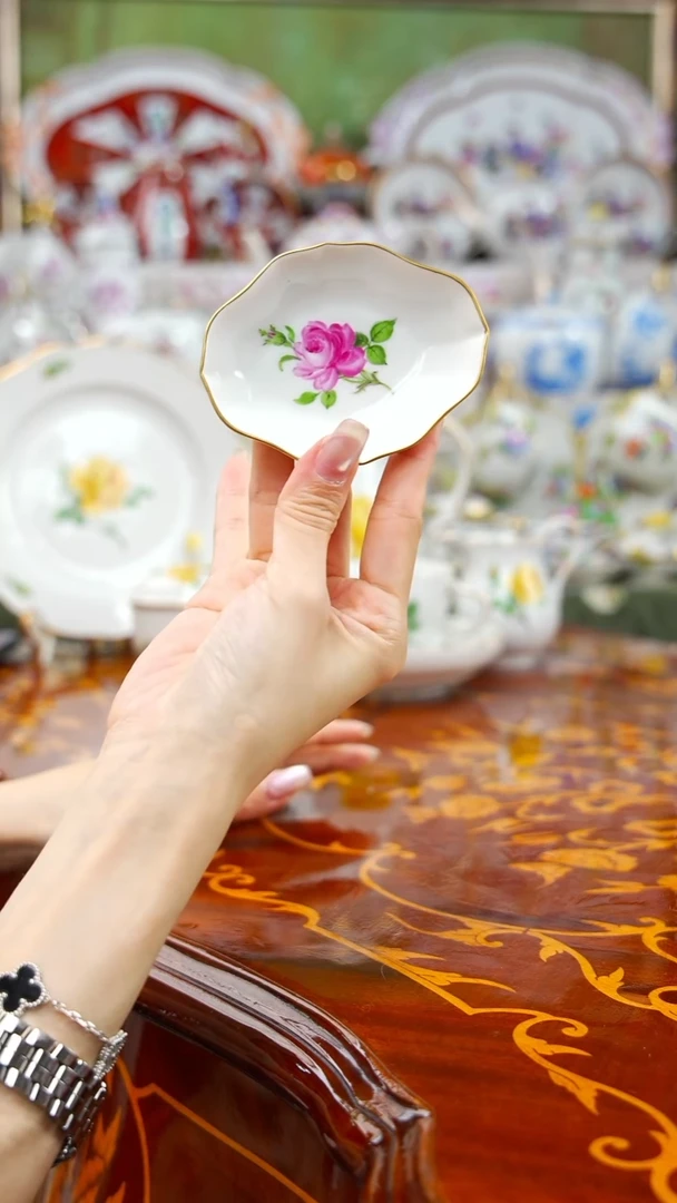 摆件米多家中古瓷器如图所示37